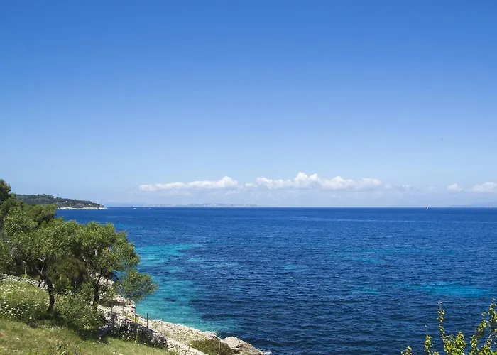 Paxos Sunrise Gaios